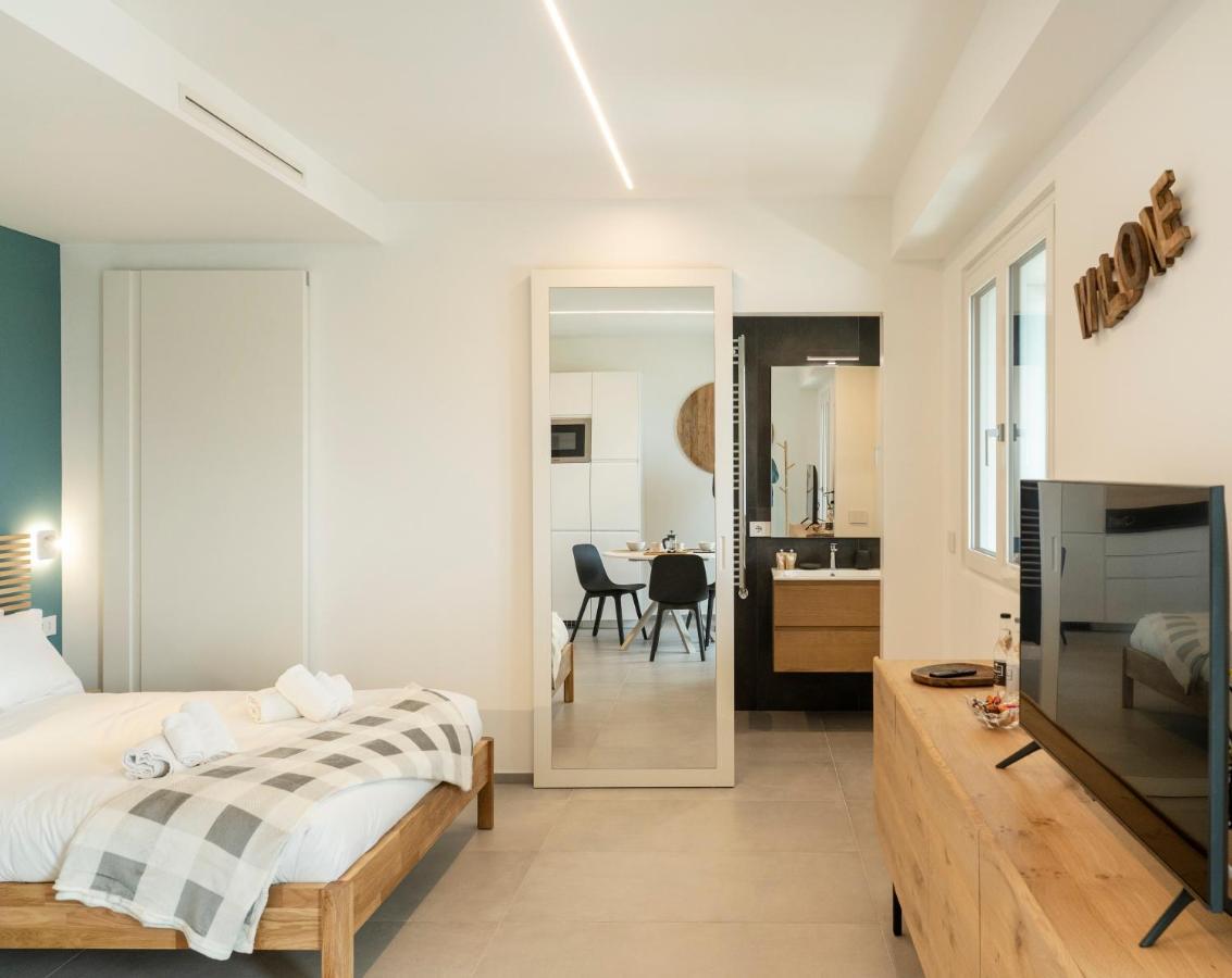 Gentile 46 Blu Luxury Flat Apartment Bari Luaran gambar