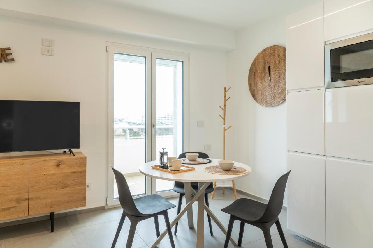 Gentile 46 Blu Luxury Flat Apartment Bari Luaran gambar