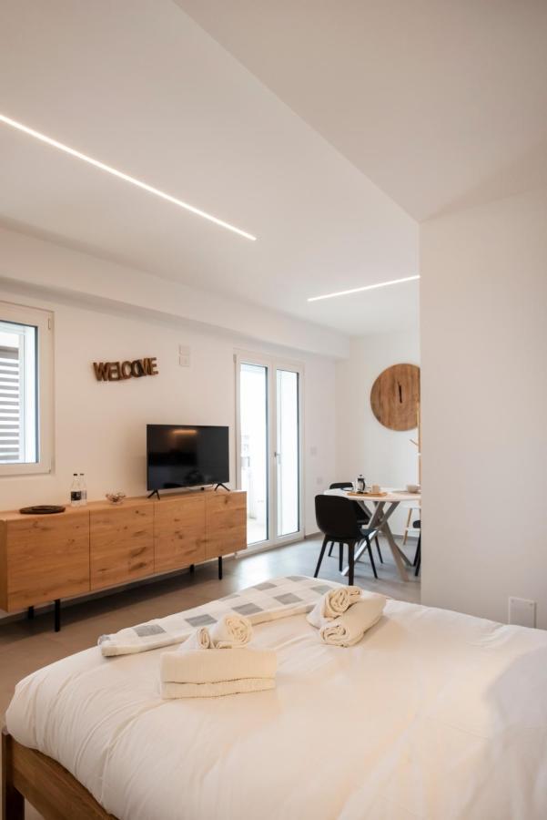 Gentile 46 Blu Luxury Flat Apartment Bari Luaran gambar